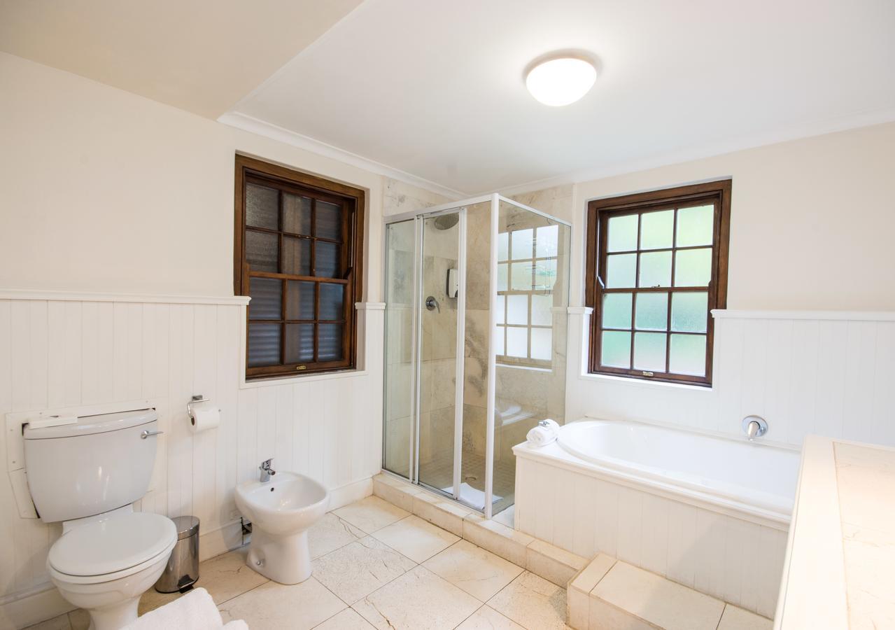 Albarosa Guest House Стелленбос Экстерьер фото